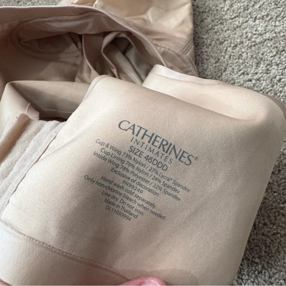 Catherines Intimates Light Beige Wirefree Bra Women’s Size 46DDD Lightly Lined - Picture 4 of 5